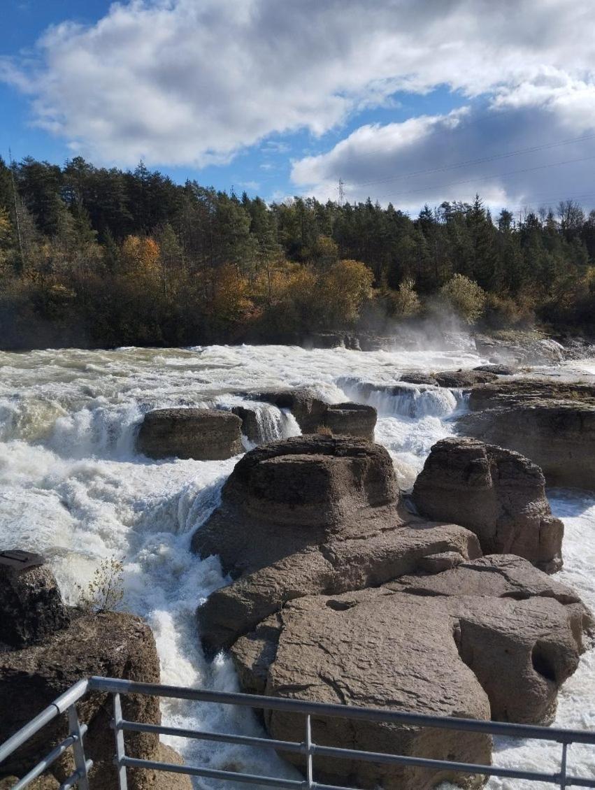 L'Oreline Au Coeur De La Region Des Lacs Du Jura Pont-de-Poitte Buitenkant foto